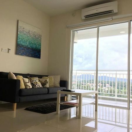 Sandakan Spacious And Comfortable Pool View Condo Exteriör bild