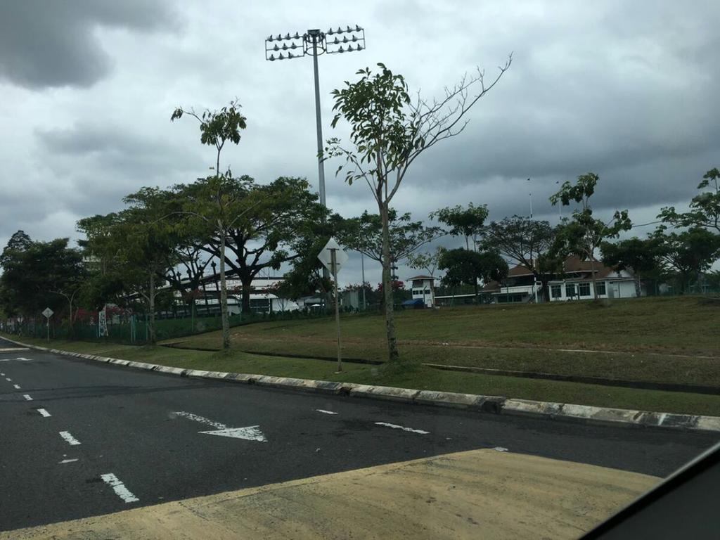 Sandakan Spacious And Comfortable Pool View Condo Exteriör bild